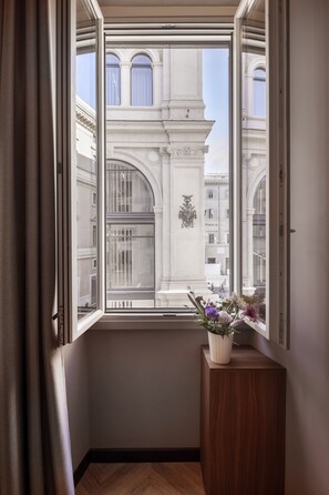 Suite junior | 1 habitación, ropa de cama de alta calidad y edredón