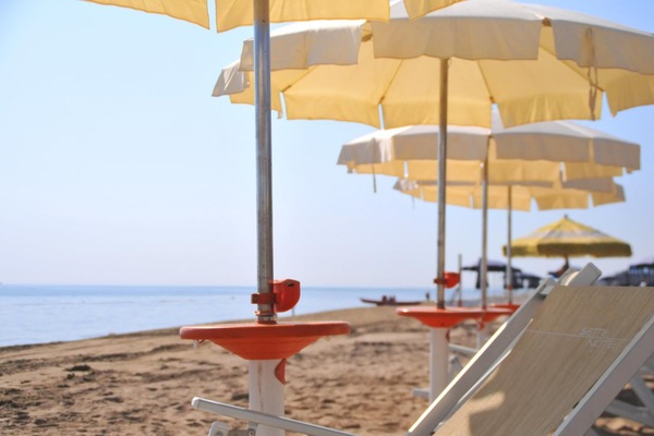 Private beach nearby, white sand, sun loungers, beach umbrellas