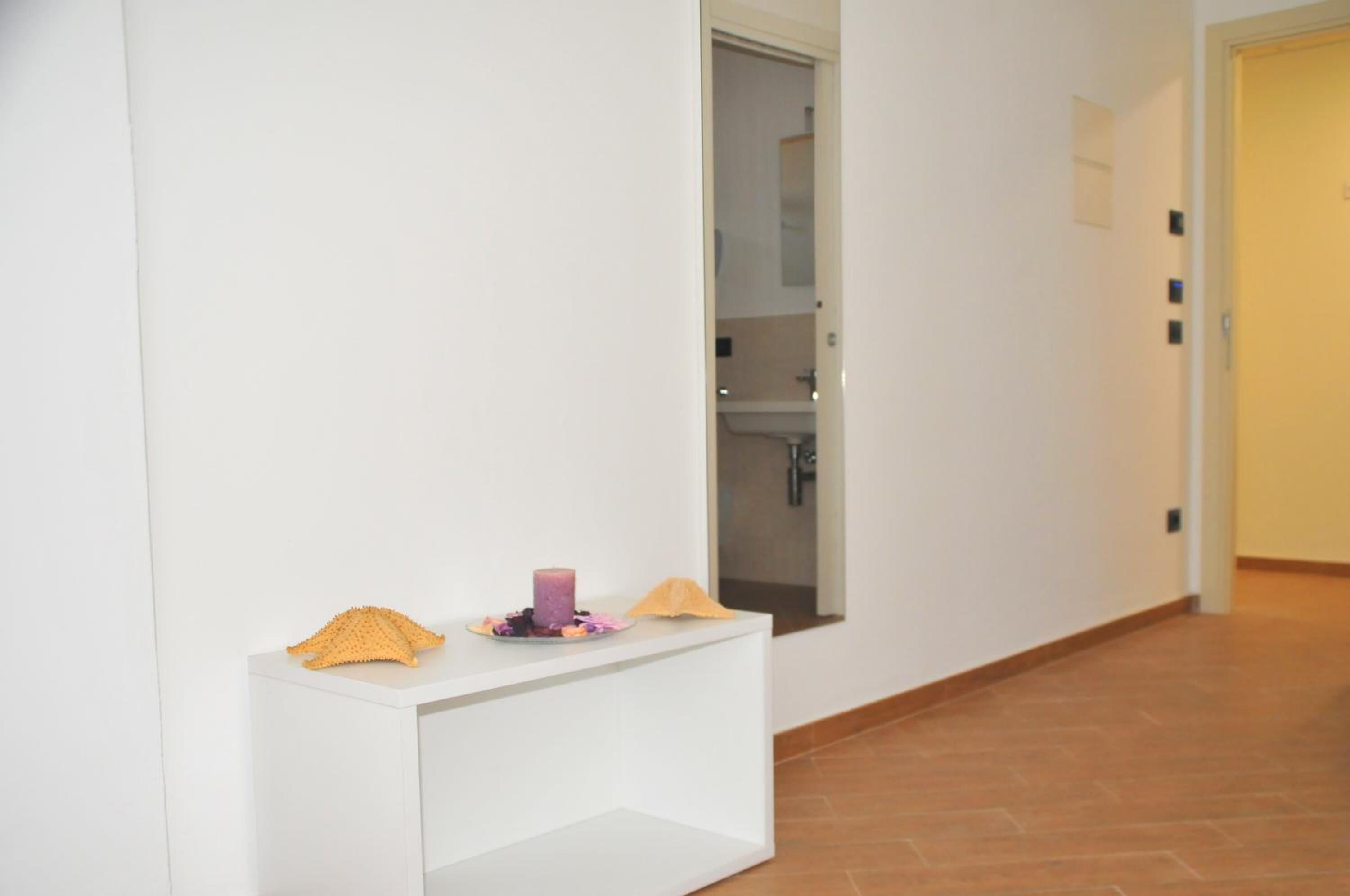 1 bedroom, minibar, desk, free cots/infant beds