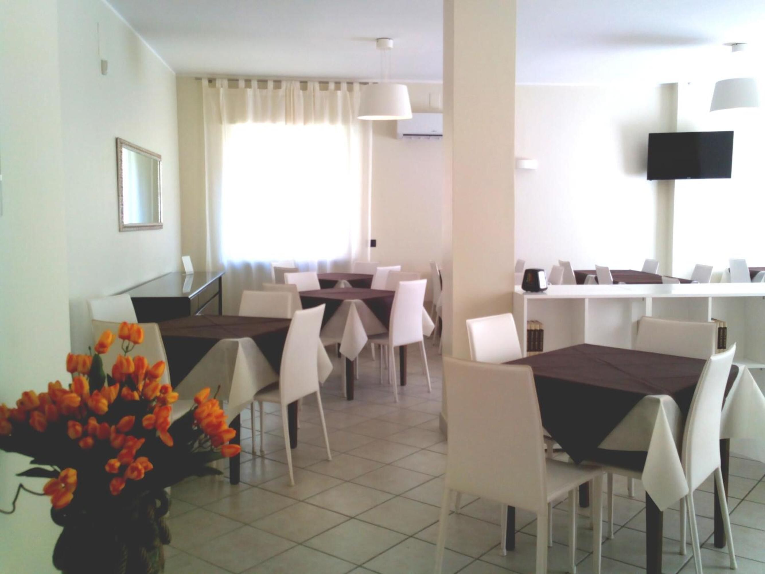 lunch and dinner served, local cuisine