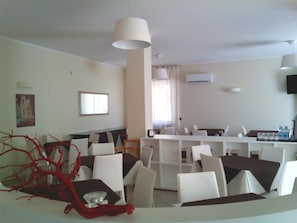 Lunch and dinner served, local cuisine