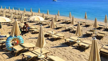 2 piscines extérieures