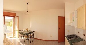 Apartment, 1 Bedroom (4 pax) | Cribs/infant beds - Residence Azzurro (Massignano)