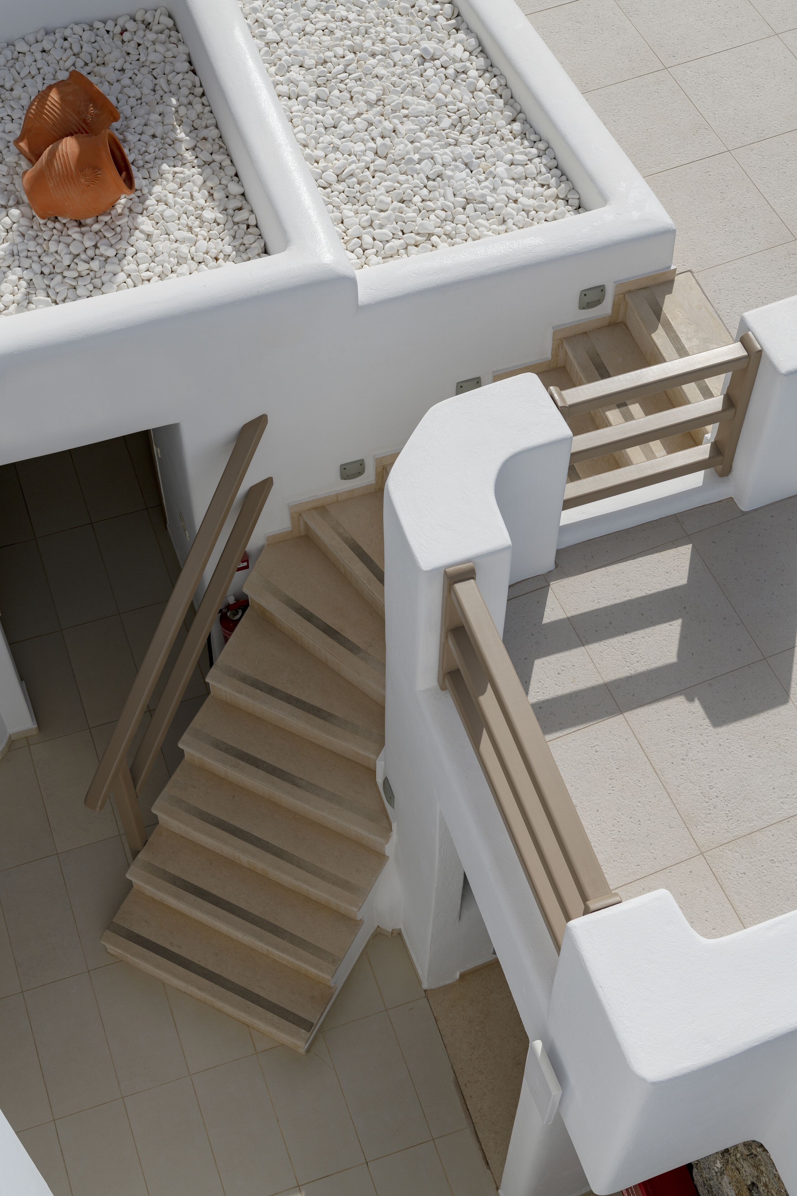 Foto - Lithos by Spyros & Flora