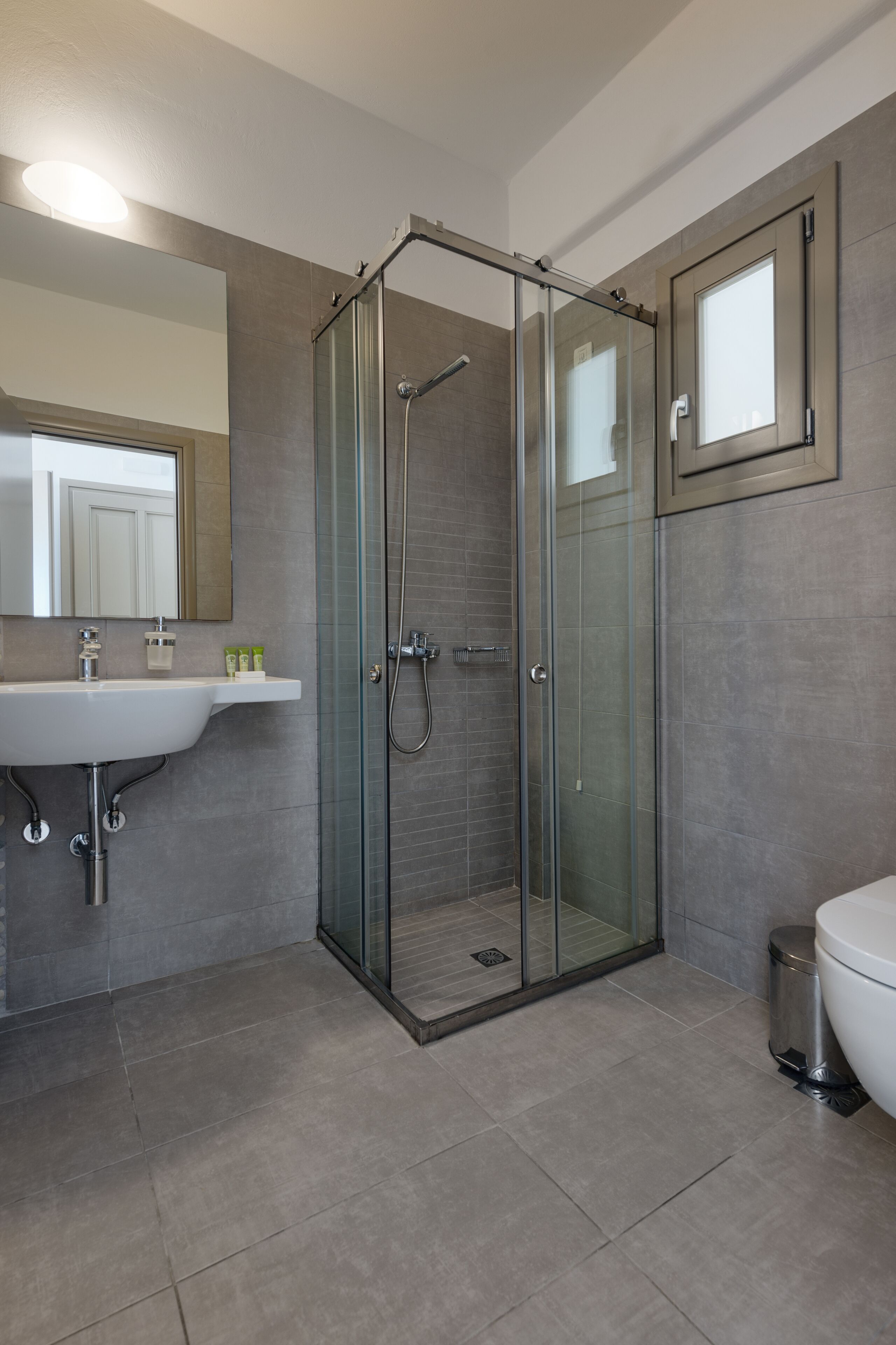 Foto - Lithos by Spyros & Flora