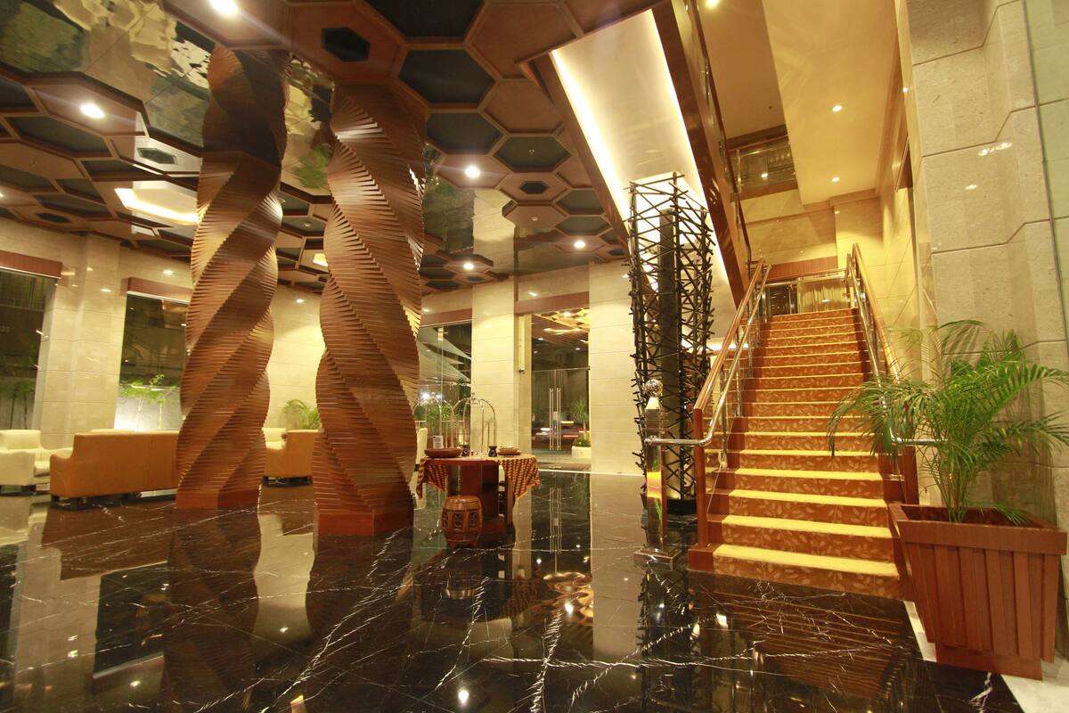 lobby