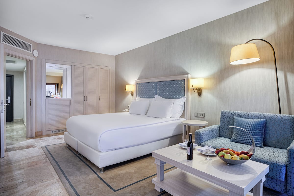 Deluxe Family Room | Hochwertige Bettwaren, Select-Comfort-Betten, kostenlose Minibar