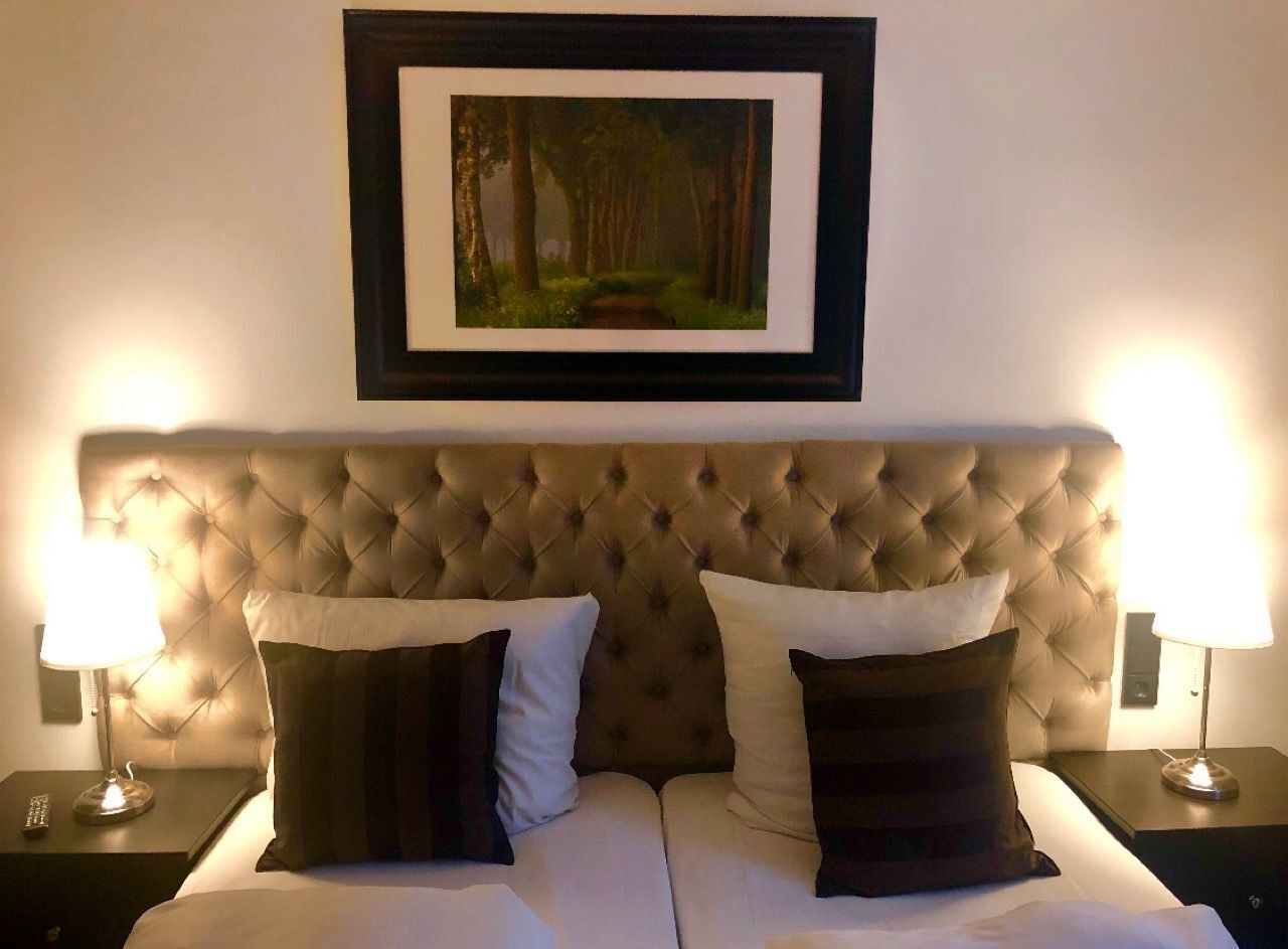 Ropa de cama de alta calidad y minibar 