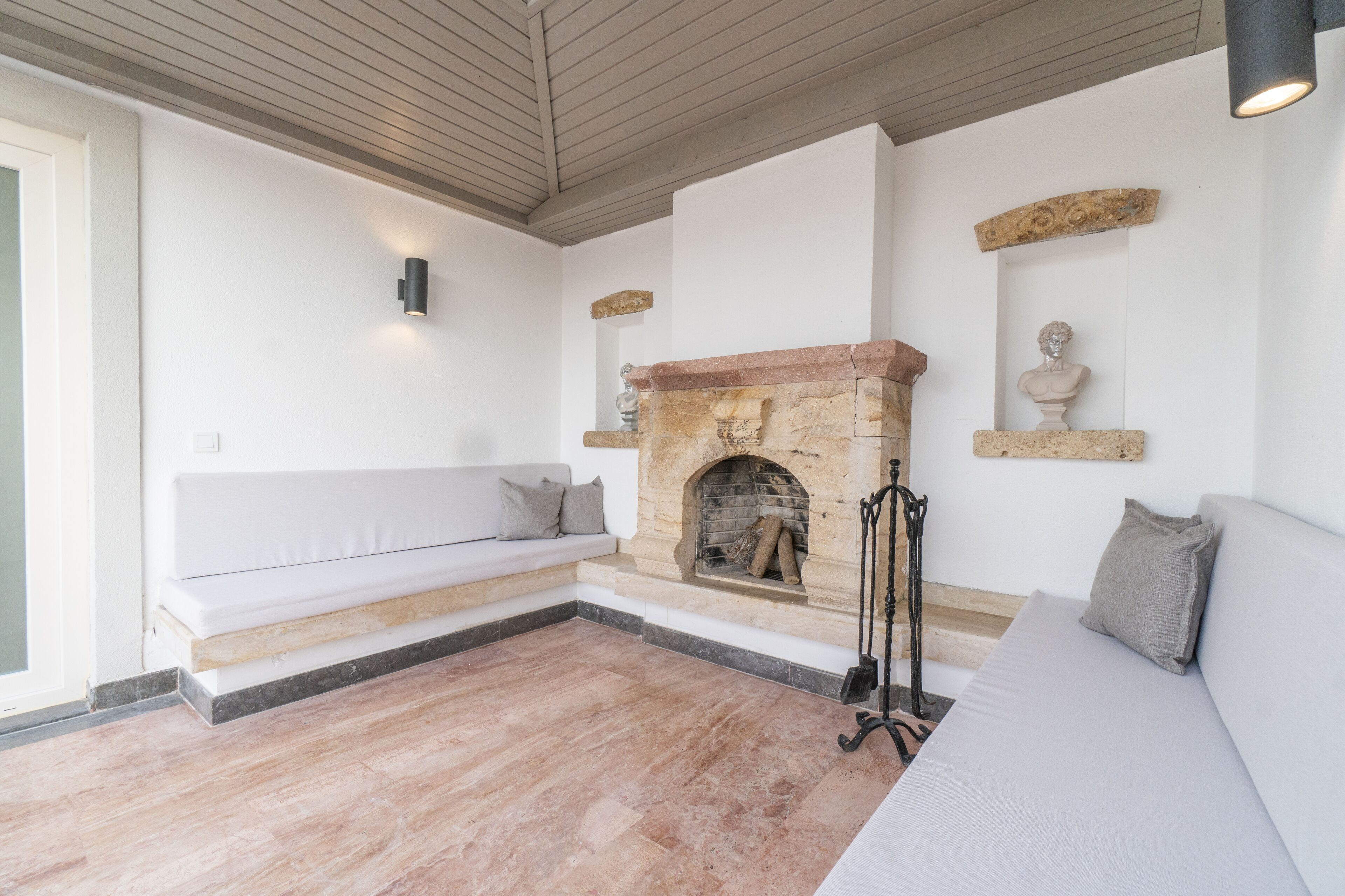 exclusive suite, 1 bedroom, non smoking, sea view | 1 bedroom, minibar, in-room safe, desk