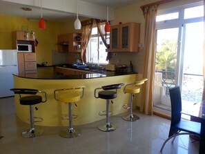 Dining - Krishangel Beach Apartment (Flic-en-Flac)