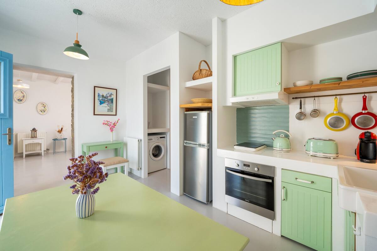 traditional house | 1 bedroom, in-room safe, iron/ironing board, free wifi