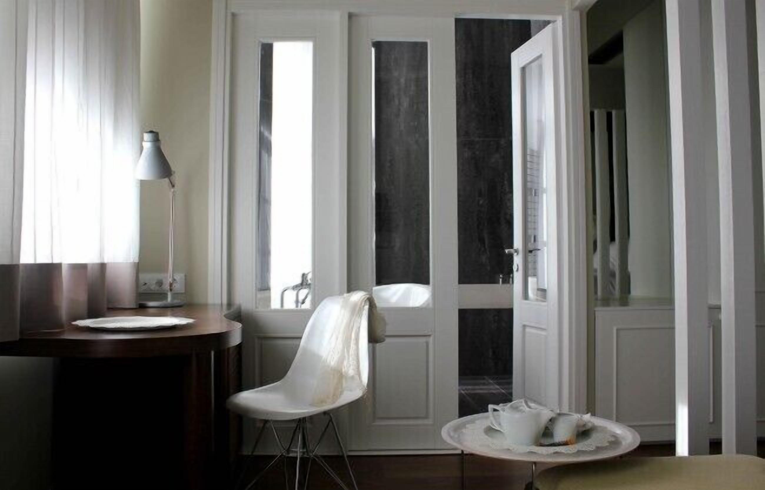 deluxe double room | room amenity