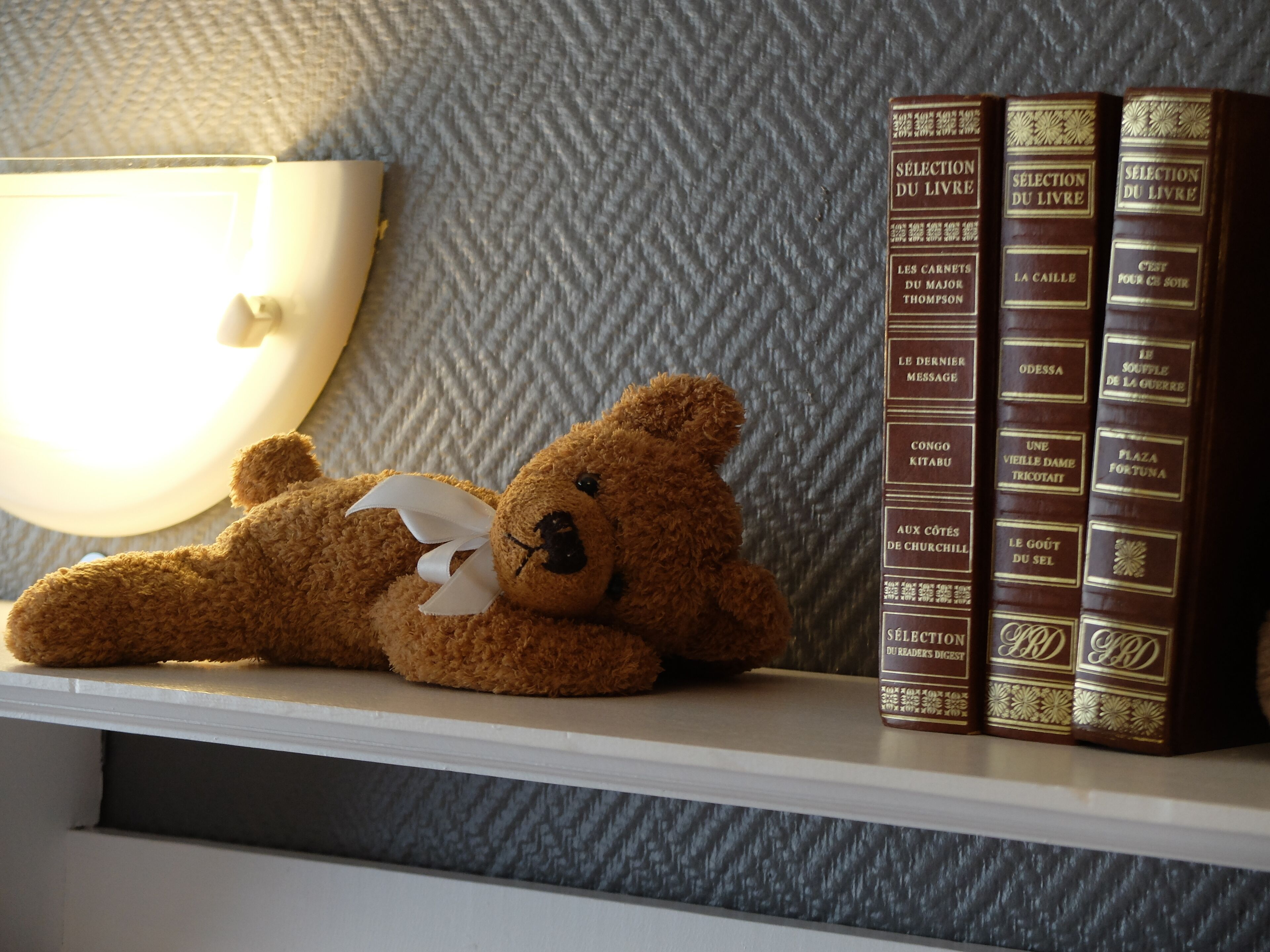 twin room | premium bedding, blackout curtains, free wifi, bed sheets