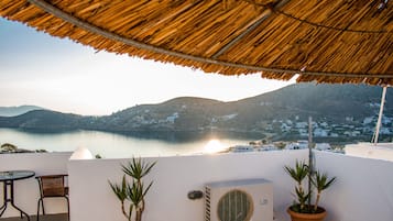 Standard Room, Sea View | Wi-fi percuma, cadar katil