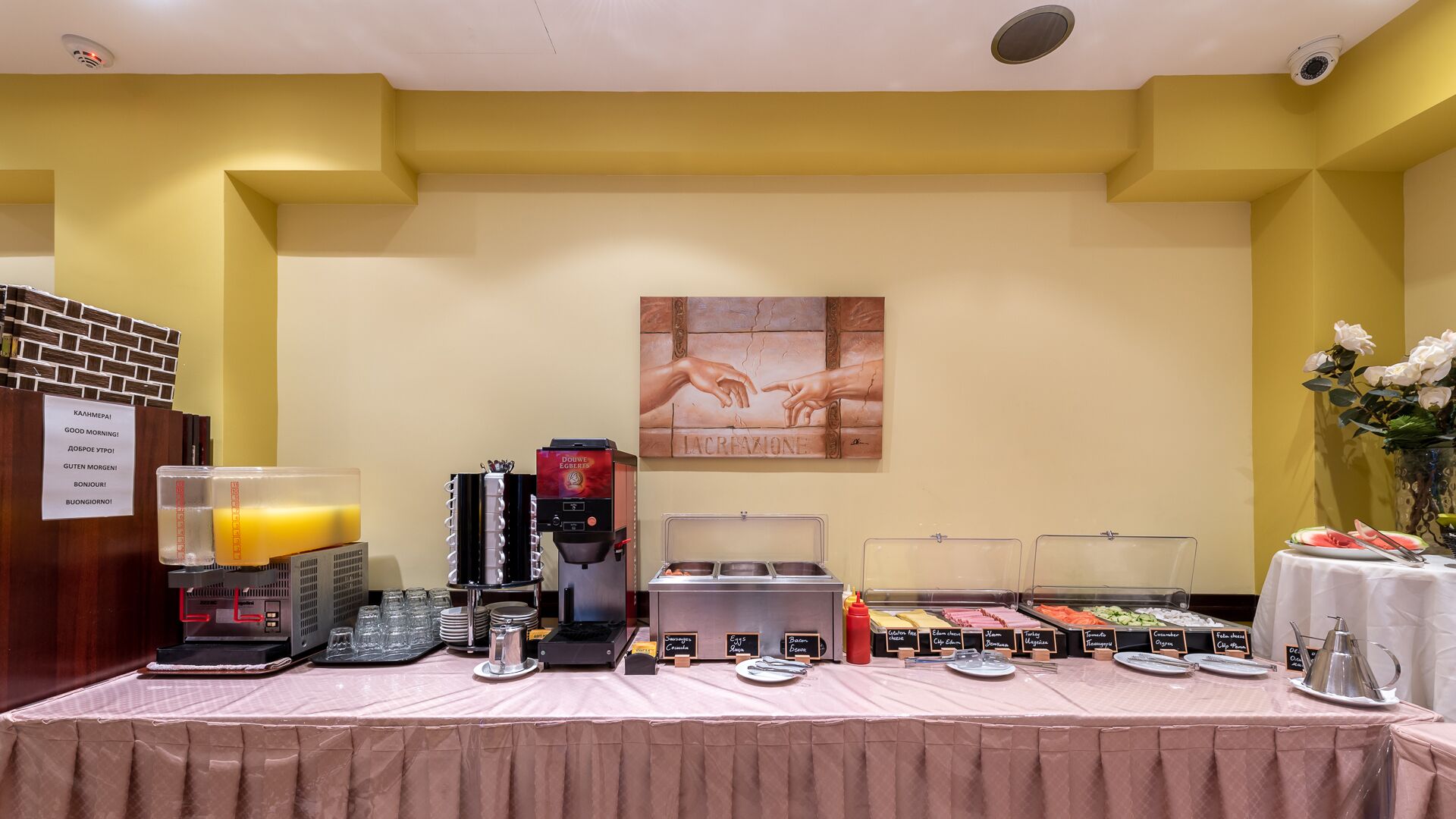 daily buffet breakfast for a fee