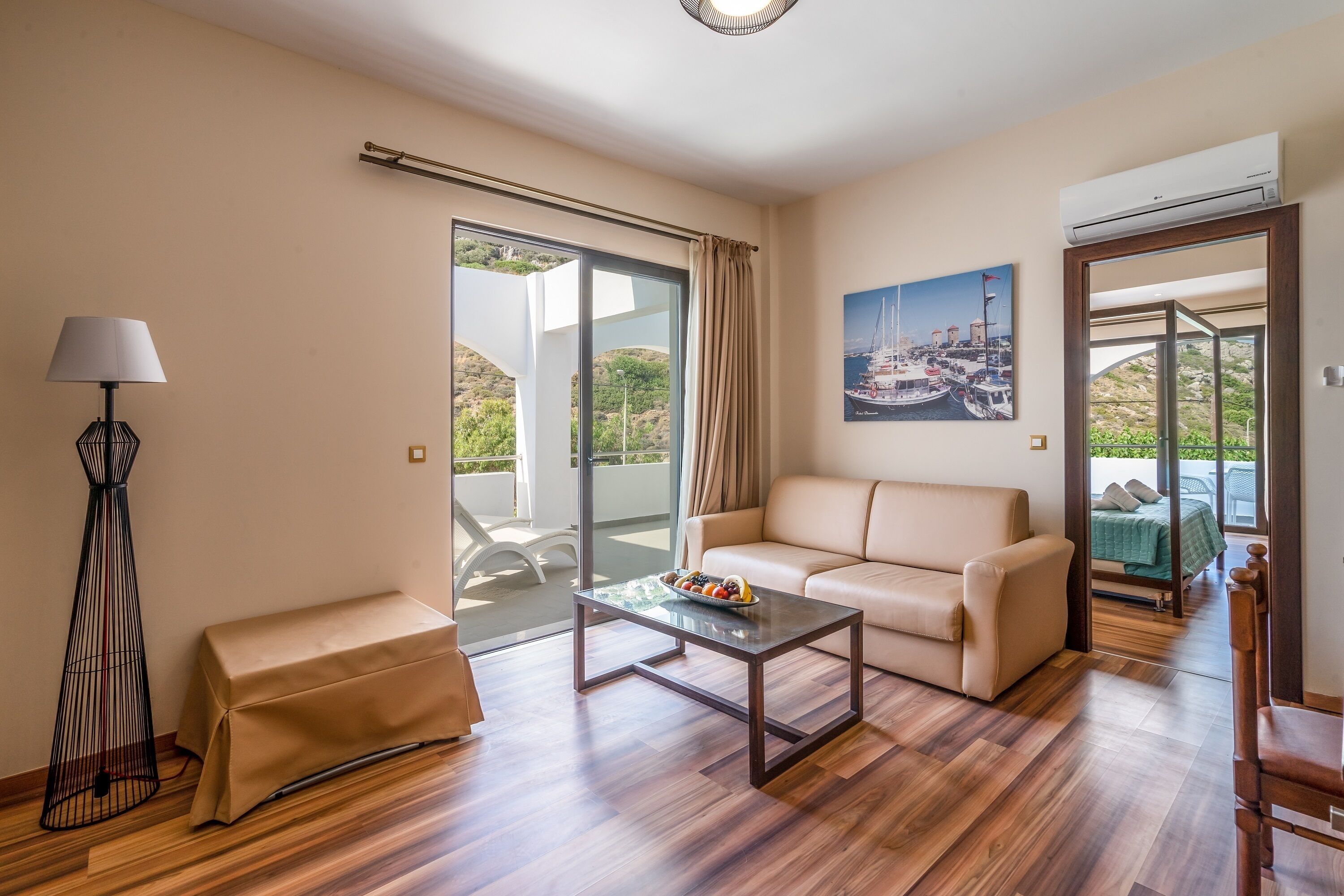 deluxe suite | in-room safe, blackout curtains, soundproofing, free wifi