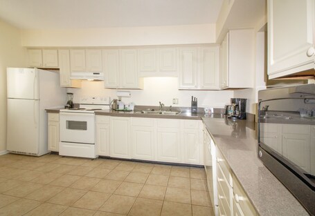 Deercreek Townhomes - Image 15