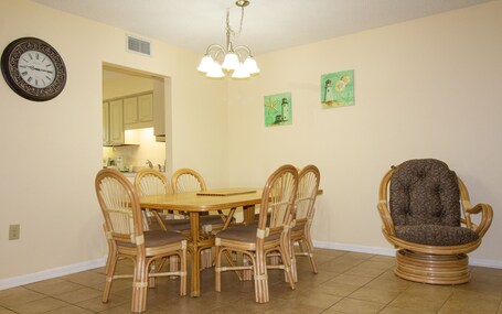 Deercreek Townhomes - Image 10