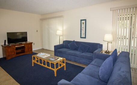 Deercreek Townhomes - Image 11