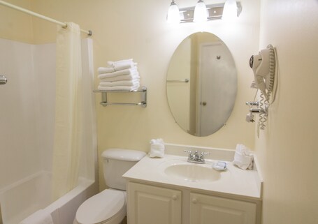 Deercreek Townhomes - Image 9