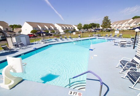 Deercreek Townhomes - Image 3