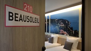 Classic Twin Room | Premium bedding, pillowtop beds, desk, soundproofing - Brit Hotel Montargis (Mormant-sur-Vernisson)