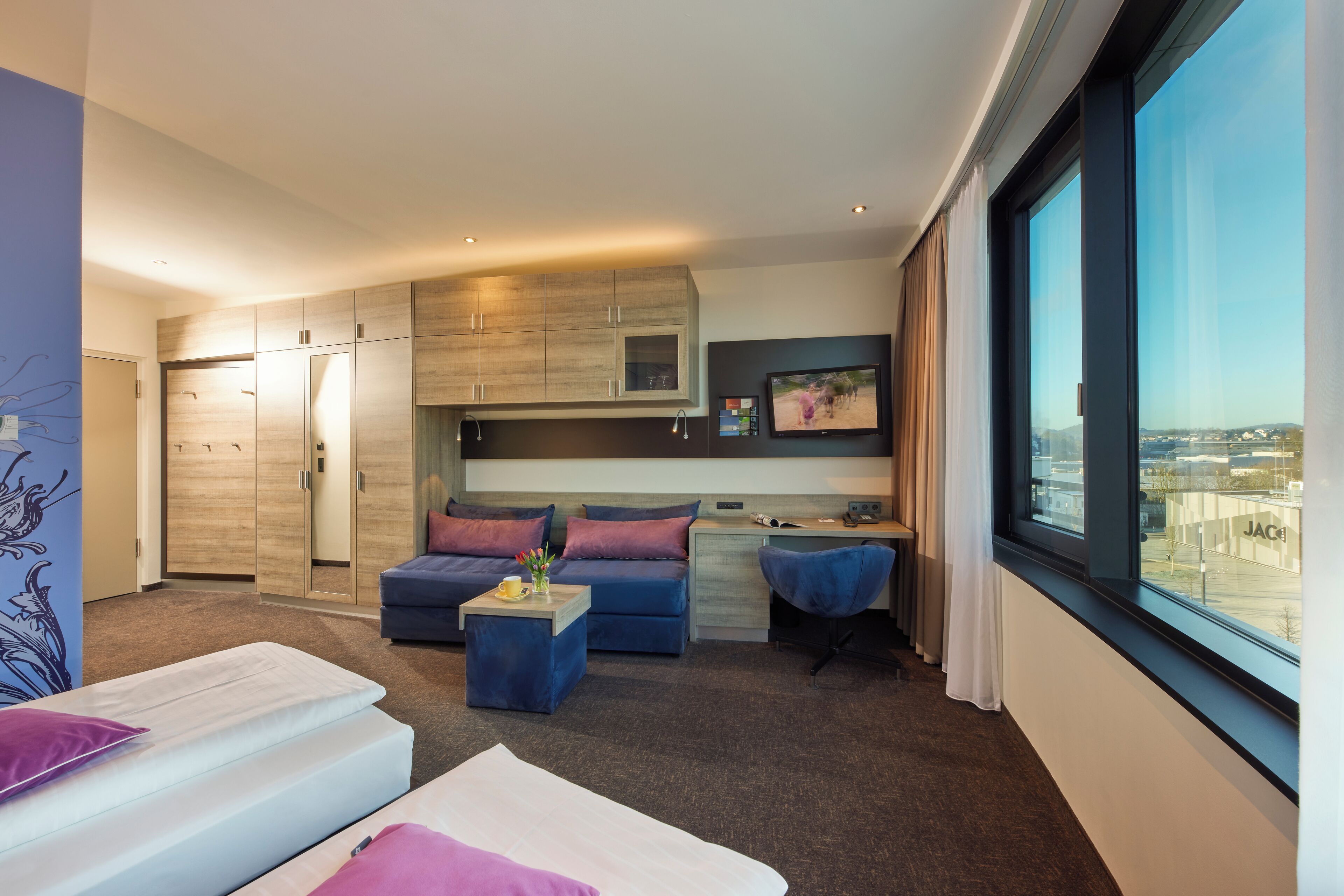 1 bedroom, hypo-allergenic bedding, in-room safe, desk