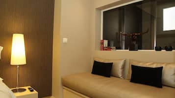Quarto casal superior | Frigobar, cofres nos quartos, cortinas blackout, quartos à prova de som