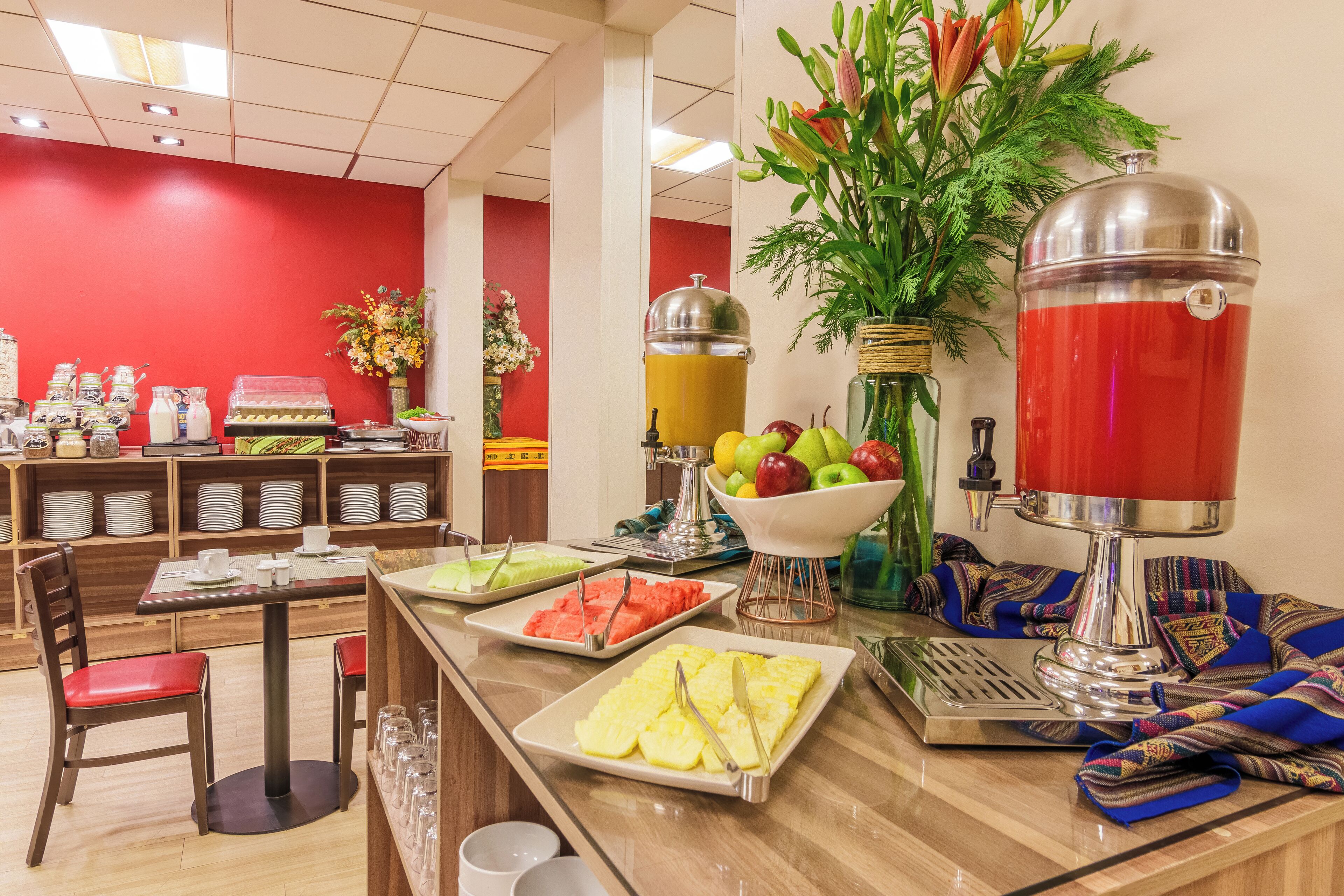 Free daily buffet breakfast