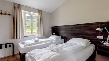 Departamento Deluxe, 1 habitación, para no fumadores, vista a la montaña | 1 habitación, ropa de cama de alta calidad y escritorio