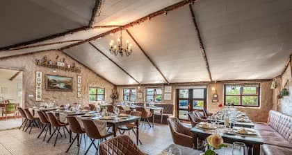 Boutique Hotel Anna by EJ Hotels