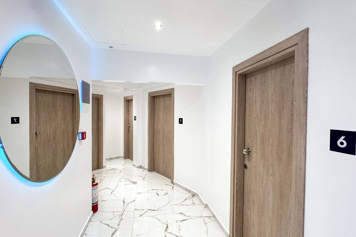 Kamar Double atau Twin, pemandangan kota | Denah