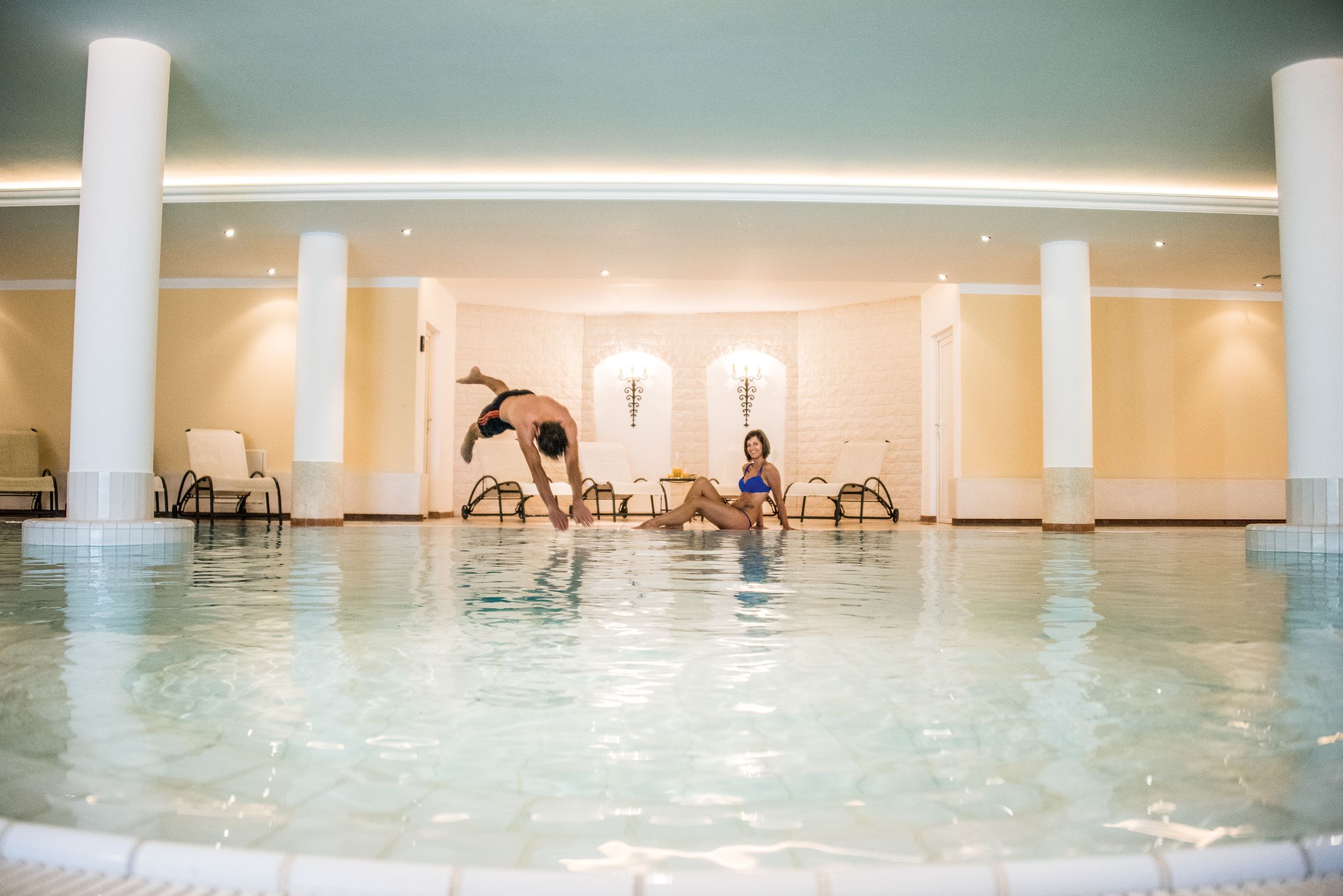 indoor pool, pool loungers