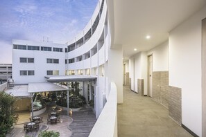 View from property - Pop Art Hotel CLC Mamonal Cartagena (Cartagena)