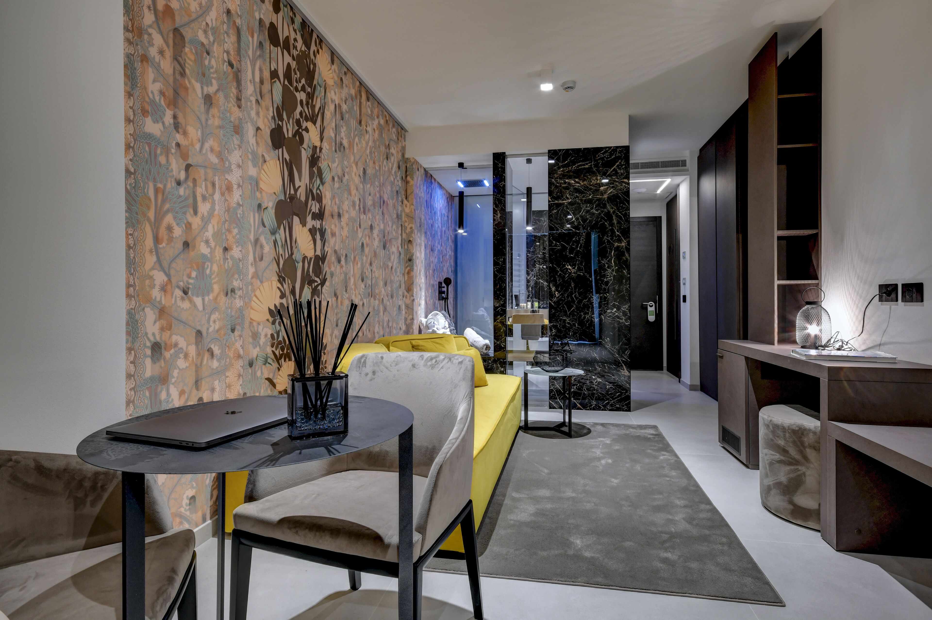 suite, lake view | 1 bedroom, minibar, in-room safe, individually decorated