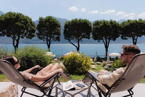 Superior Room, Lake View, Balcony or Terrace | Minibar, in-room safe, individually decorated, individually furnished - Hotel Du Lac (Limone sul Garda)