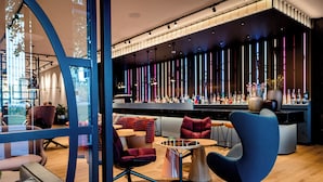Unclassified image, 4 of 84, button - Motel One Amsterdam (Amsterdam)