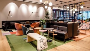 Unclassified image, 5 of 84, button - Motel One Amsterdam (Amsterdam)