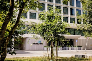Front of property - Motel One Amsterdam (Amsterdam)