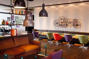 Lounge dans le hall