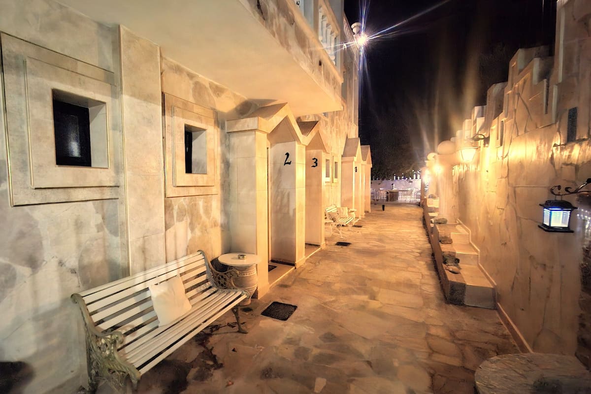 2 habitaciones y caja de seguridad en la habitación