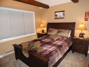 House, 2 Bedrooms | 2 bedrooms, individually decorated, individually furnished - Farmstead House (Galena)