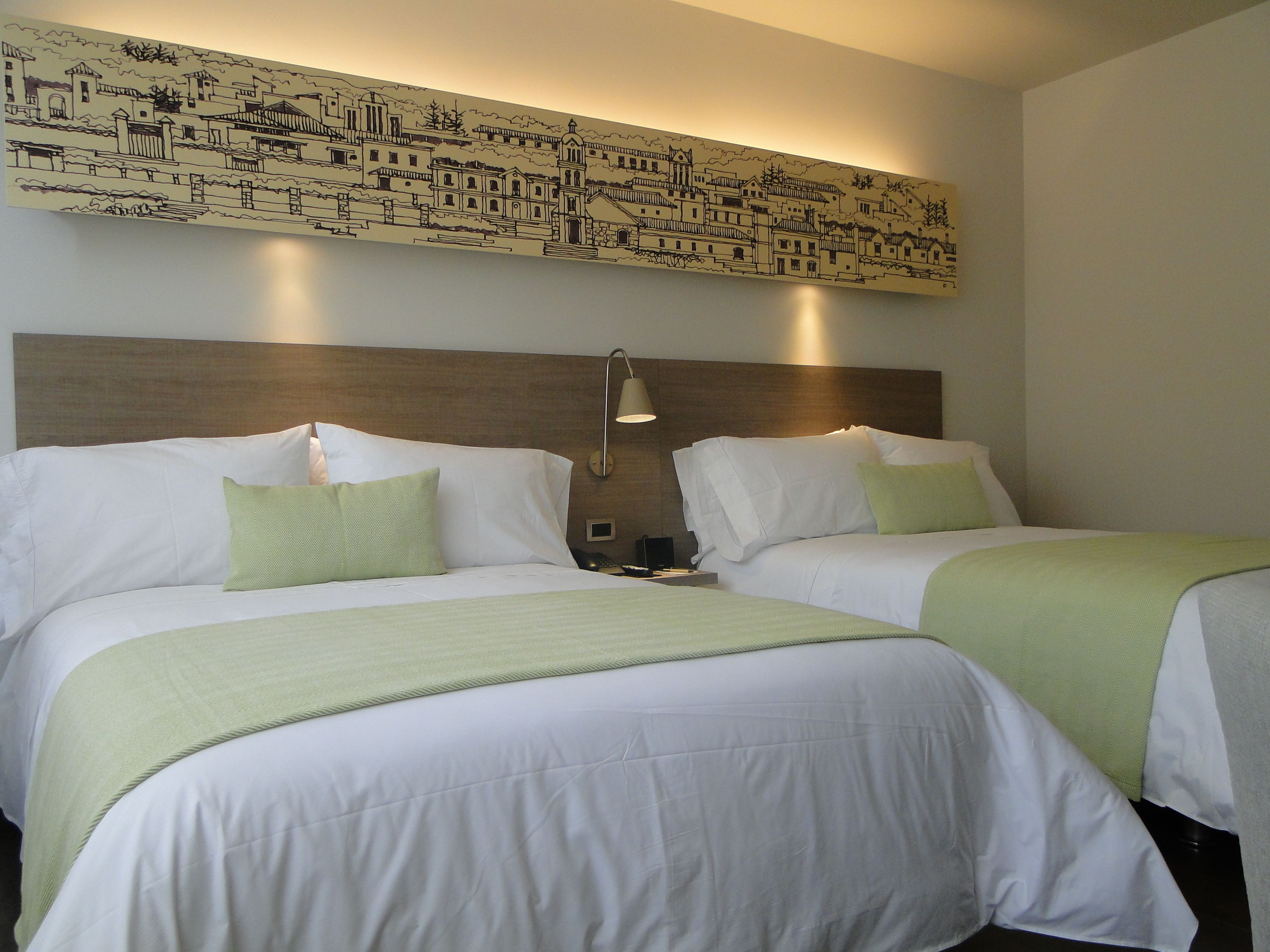 standard single room | premium bedding, minibar, in-room safe, desk