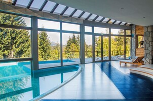 Piscina interna, piscina externa