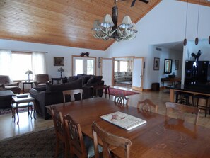 Lobby - House on Lookout Trace (Galena)
