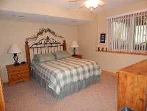 Room - Northstar House (Galena)