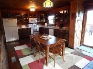 Ferienhaus, 4 Schlafzimmer | Eigene Küche | Kühlschrank, Mikrowelle, Ofen, Herdplatte