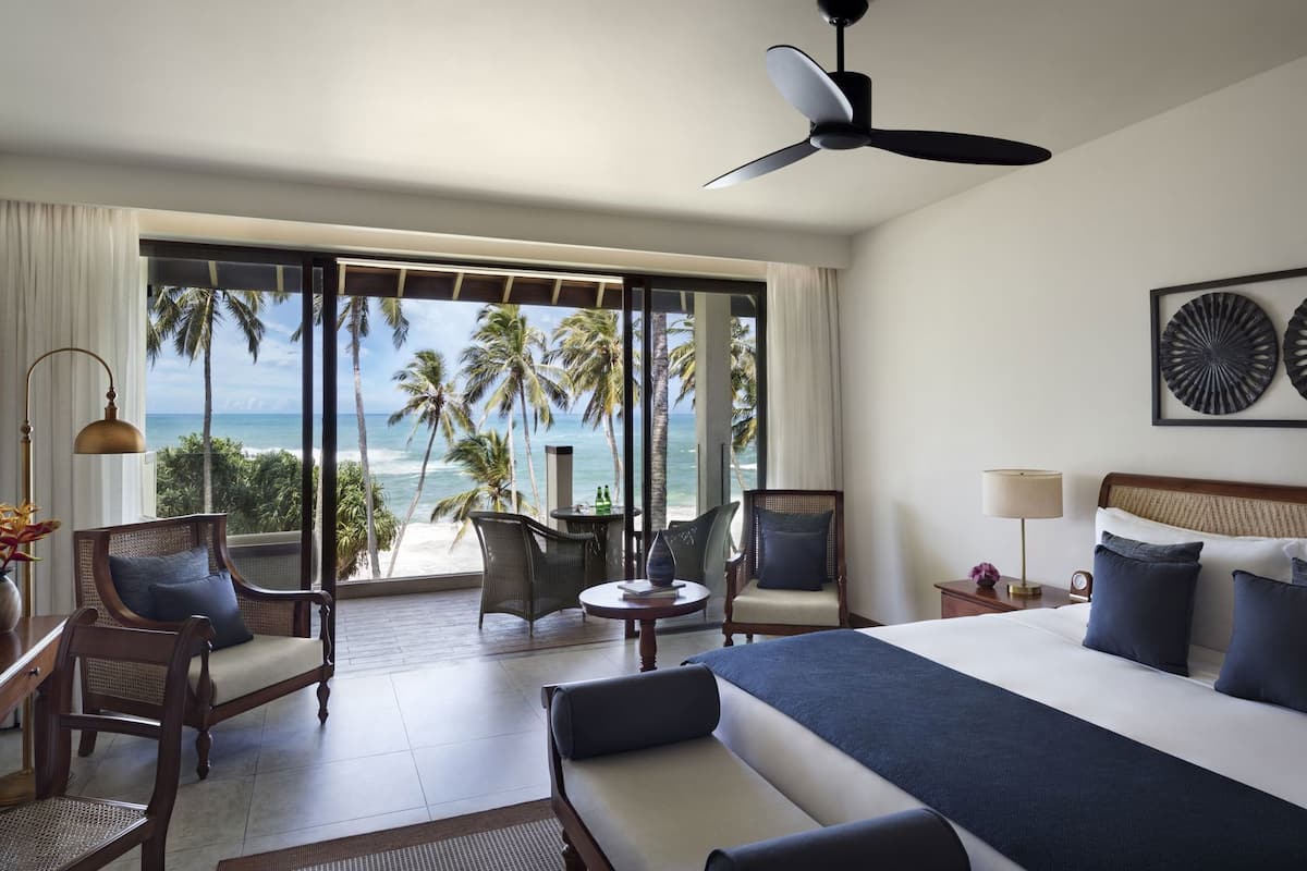 Premium bedding, minibar, in-room safe, desk