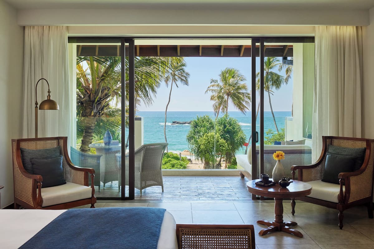 premier ocean view room | balcony