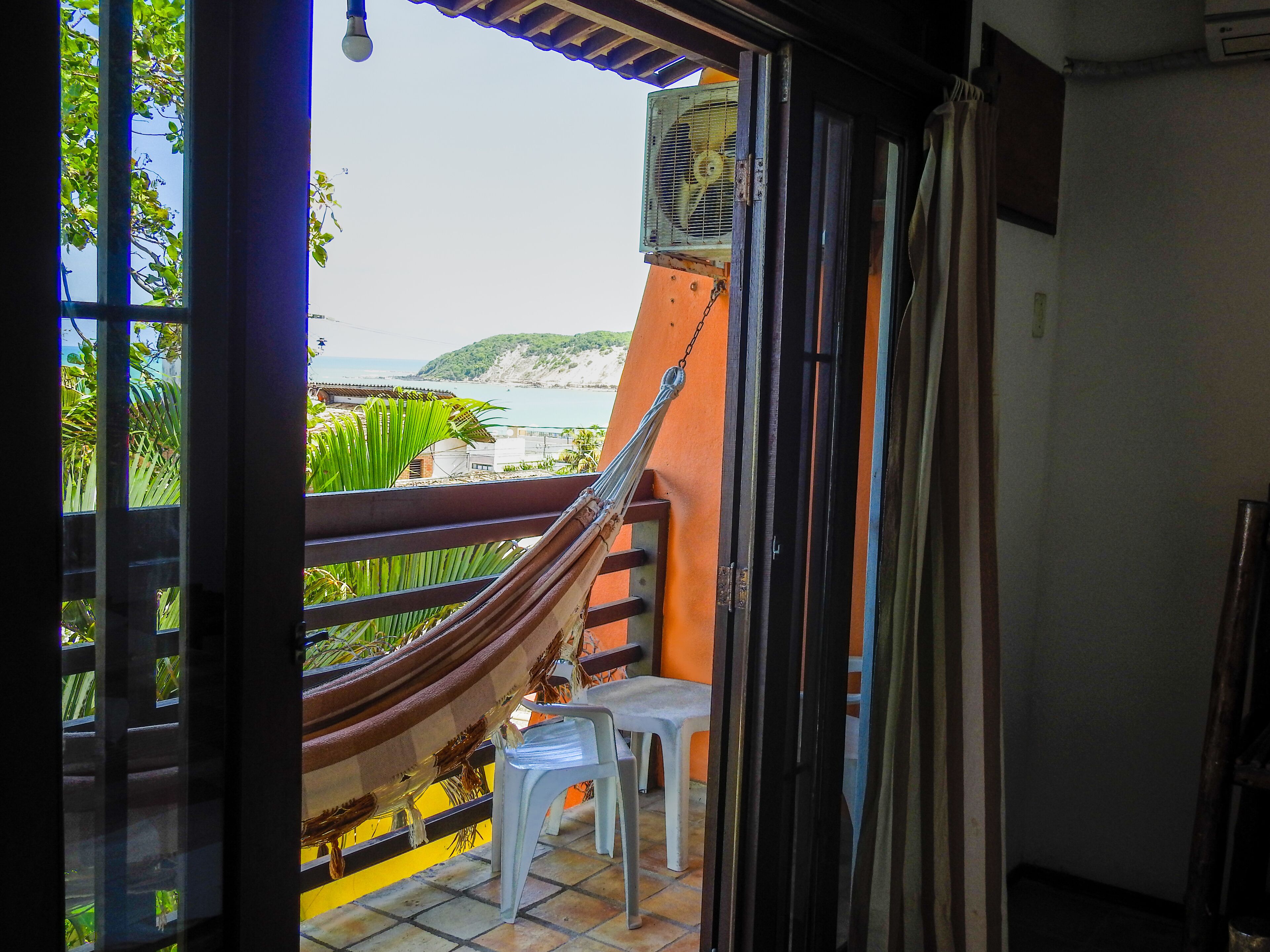 blackout curtains, free wifi, bed sheets